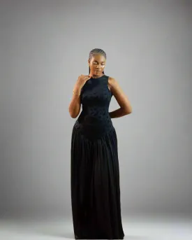 Elara Maxi Dress (Black)