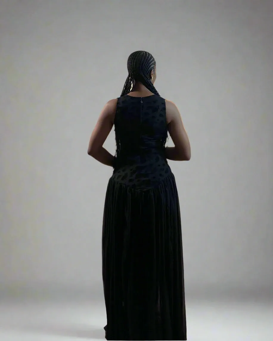 Elara Maxi Dress (Black)