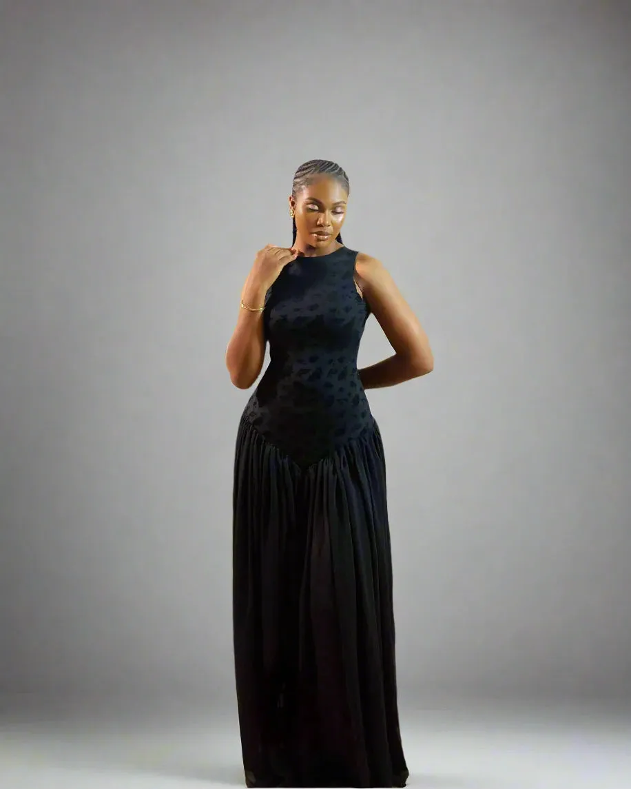 Elara Maxi Dress (Black)