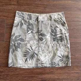 GA Crazy Shirtz Grey Aloha Print Cargo Mini Skirt Size 30"