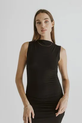 Mod Ref Amira Dress – Sleek, Ruched & Effortlessly Flattering