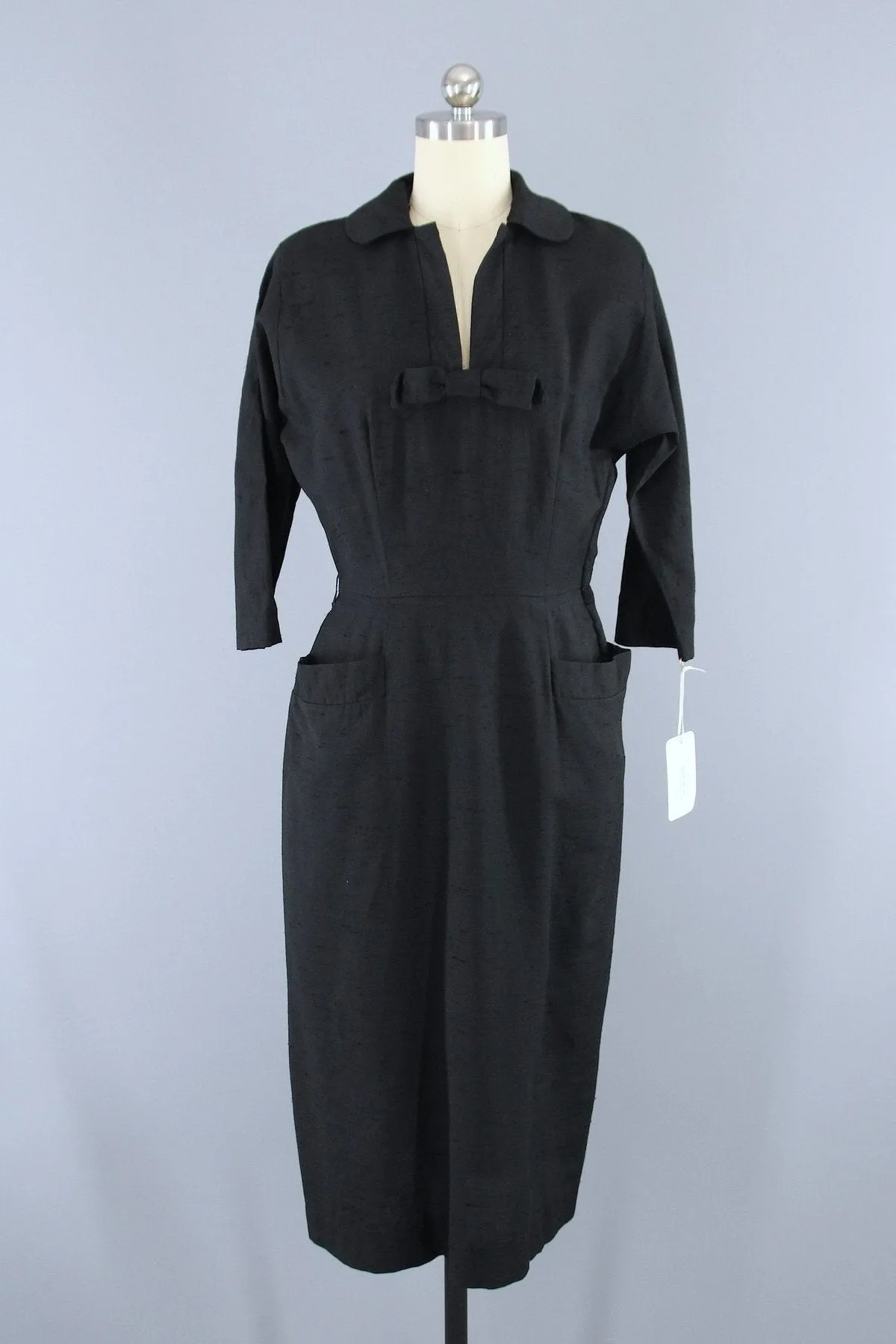 Vintage 1940s - 1950s Black Poinette Fashions Little Black Dress
