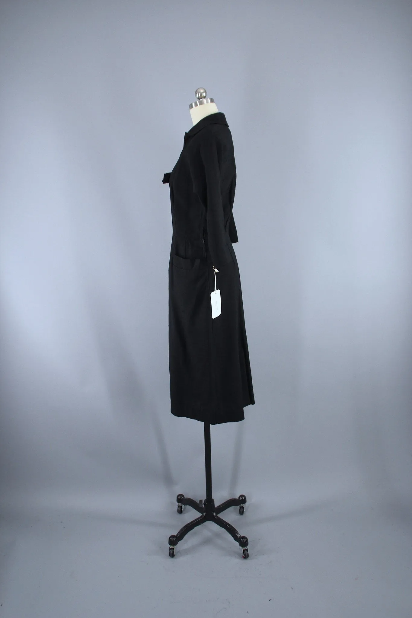 Vintage 1940s - 1950s Black Poinette Fashions Little Black Dress